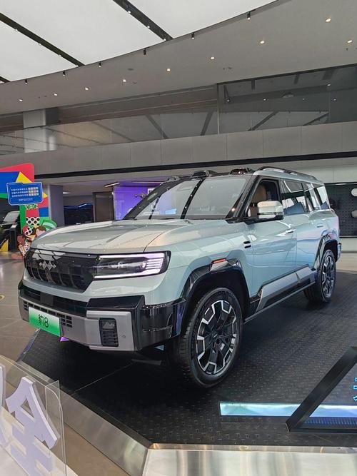 佛山199比亚迪方程豹硬派越野的爆款，英菲尼迪35周年与你共成长